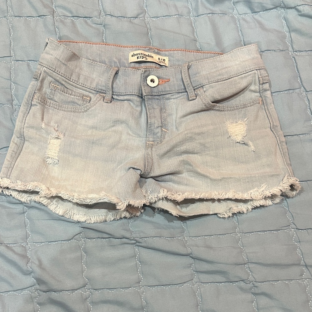 Abercrombie Kids Light Blue Distressed Jean Shorts size 9/10 - Picture 3 of 6